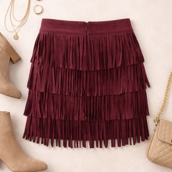 Burgundy Faux Suede Fringe Mini Skirt Tiered Tassel Western Boho Festival Size S - Picture 2 of 6